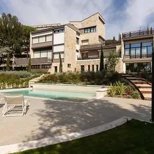  Appartamento Exclusive Getaway - With Shared Pool & Parking Italia